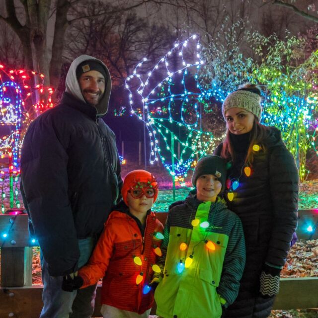 Don't miss out - it's the final week of the Holiday Lights Spectacular! 🎆

The show is open on New Years Eve and New Years Day. Ring in the new year in a dazzling way! Grab your tickets now > bit.ly/rwpzoo_holiday or link in bio.